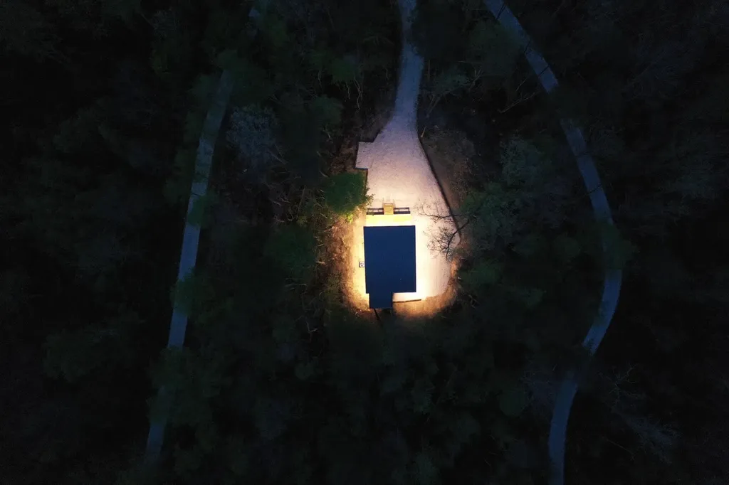 134 Holler Top Road Campton KY 41301