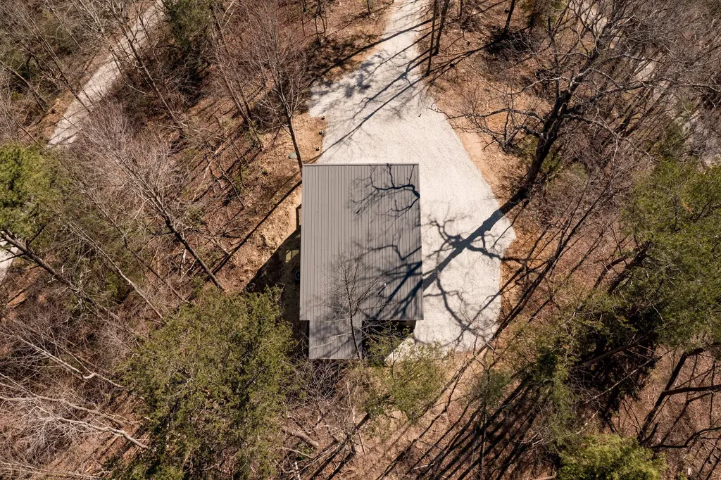 134 Holler Top Road Campton KY 41301