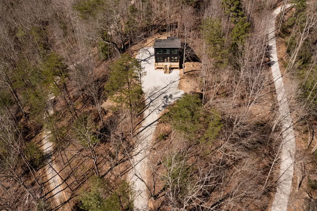 134 Holler Top Road Campton KY 41301