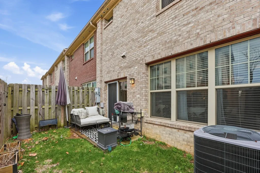 222 Midland Avenue Lexington KY 40508