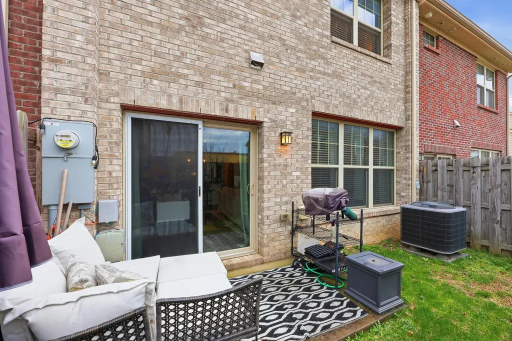 222 Midland Avenue Lexington KY 40508