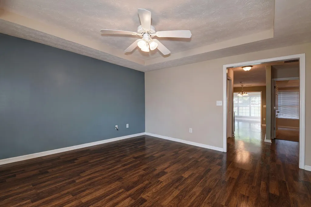 832 Garden Pointe Drive Simpsonville KY 40067