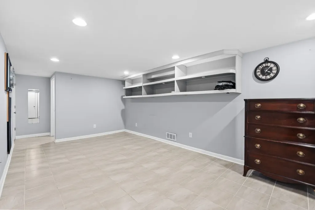 574 Sheridan Drive Lexington KY 40503