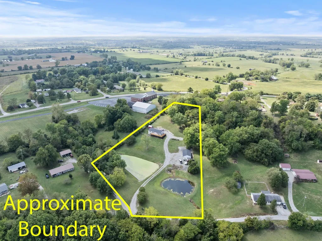 198 Doolin Way Lancaster KY 40444