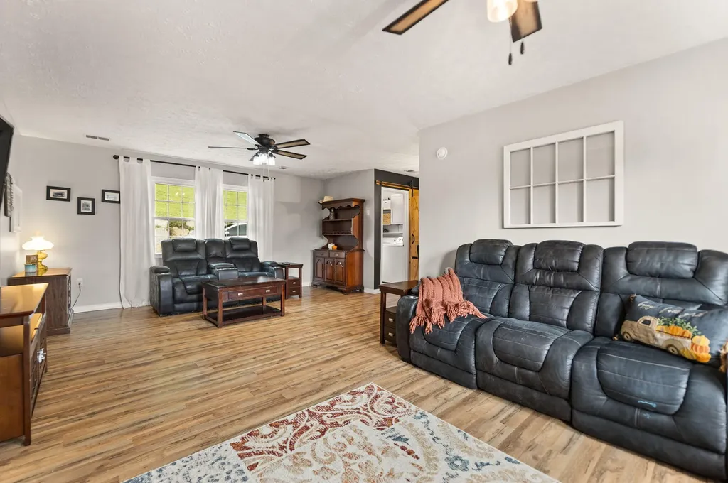 198 Doolin Way Lancaster KY 40444
