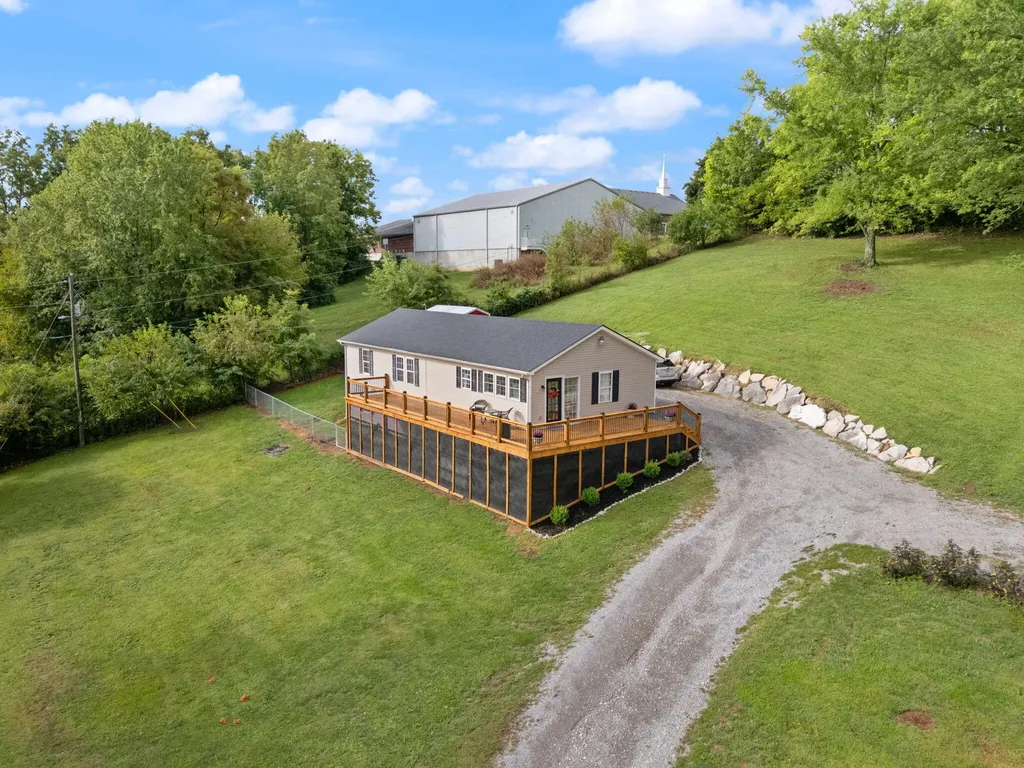 198 Doolin Way Lancaster KY 40444
