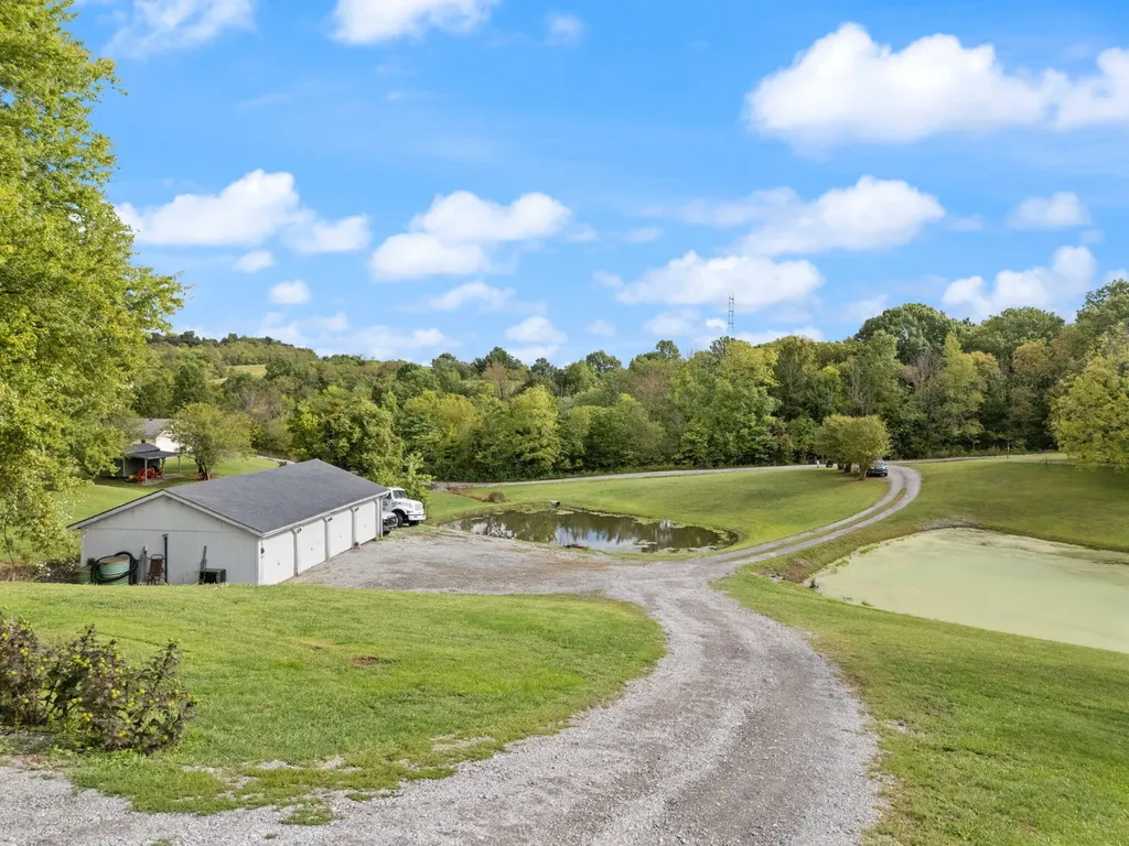 198 Doolin Way Lancaster KY 40444