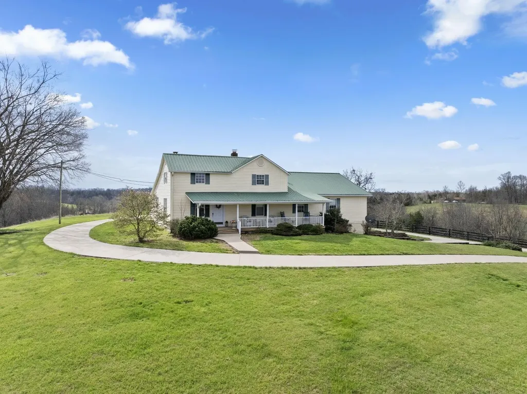1600 Hickory Grove Road Lawrenceburg KY 40342
