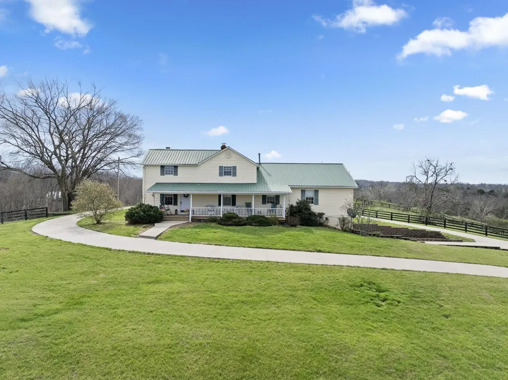 1600 Hickory Grove Road Lawrenceburg KY 40342