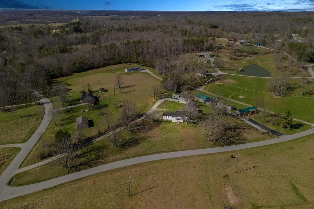 1000 New Cut Road Jeffersonville KY 40337