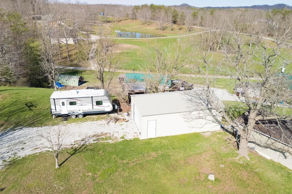 1000 New Cut Road Jeffersonville KY 40337