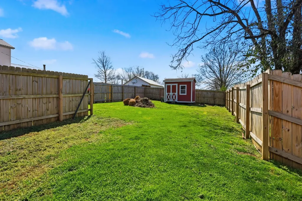 510 Cane Run Street Harrodsburg KY 40330