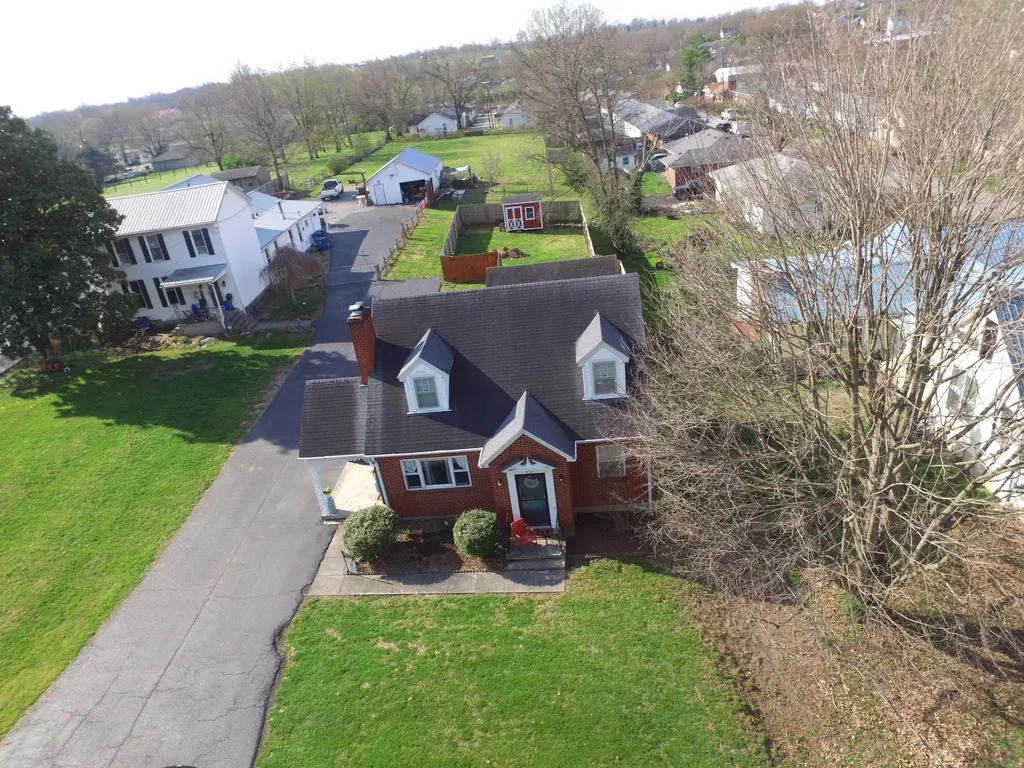 510 Cane Run Street Harrodsburg KY 40330