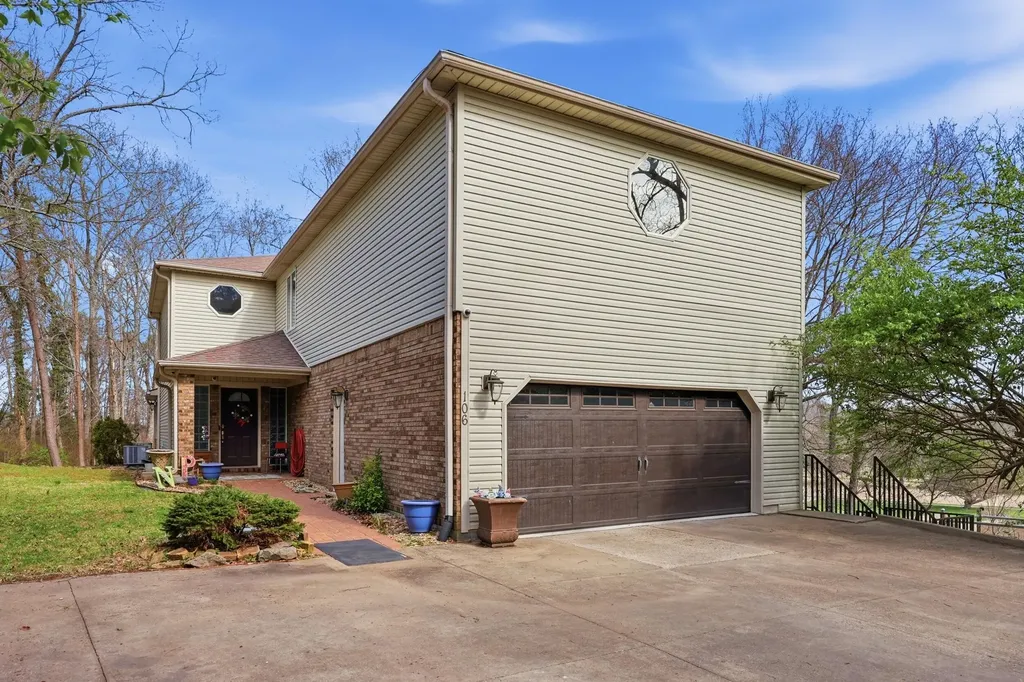 106 Churchill Court Berea KY 40403