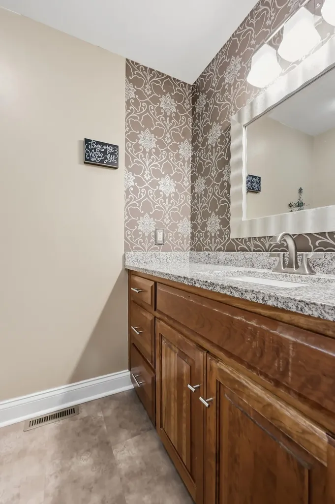 106 Churchill Court Berea KY 40403
