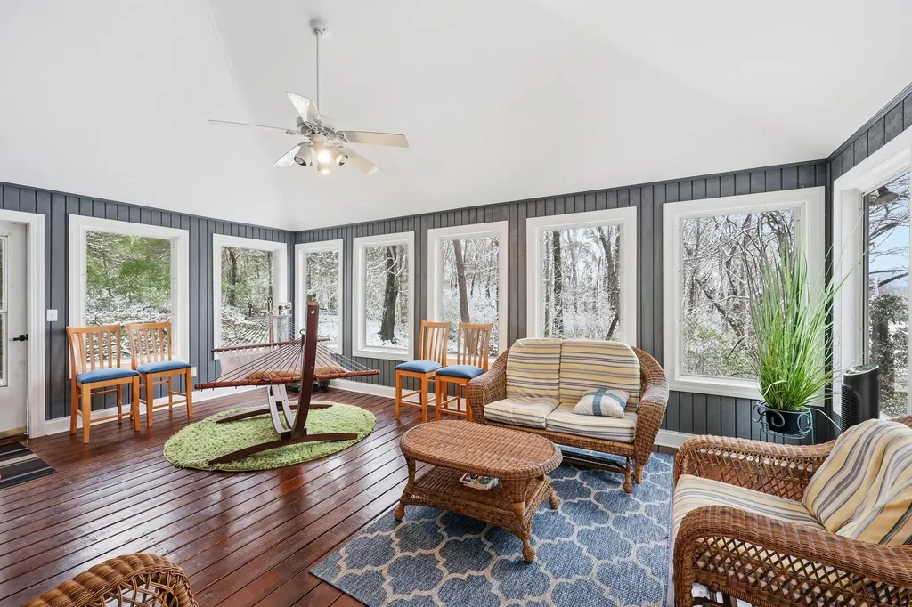 106 Churchill Court Berea KY 40403