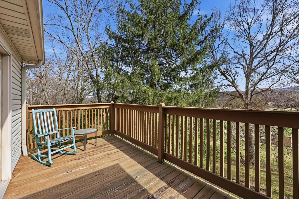 106 Churchill Court Berea KY 40403