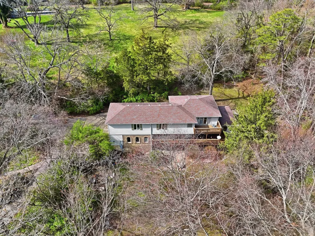 106 Churchill Court Berea KY 40403
