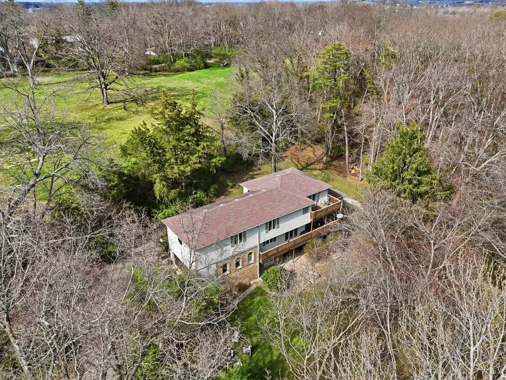 106 Churchill Court Berea KY 40403