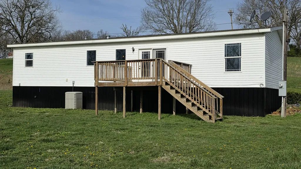 6350 Harmons Lick Road Paint Lick KY 40461