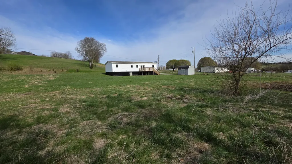 6350 Harmons Lick Road Paint Lick KY 40461