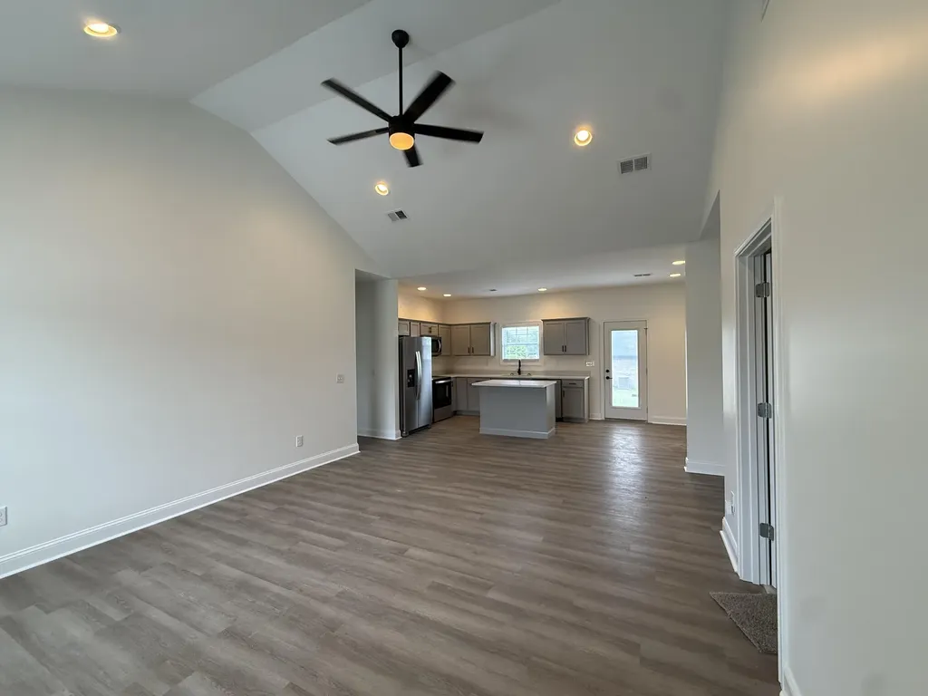 108 Canter Drive London KY 40744