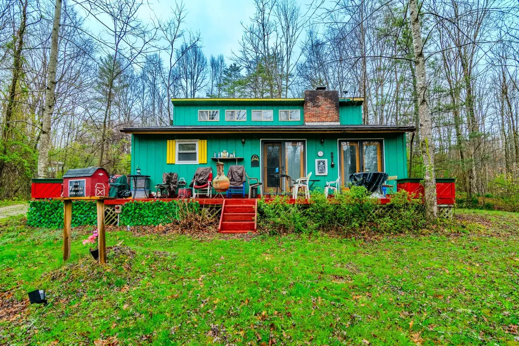 1667 Jackson Drive Morehead KY 40351