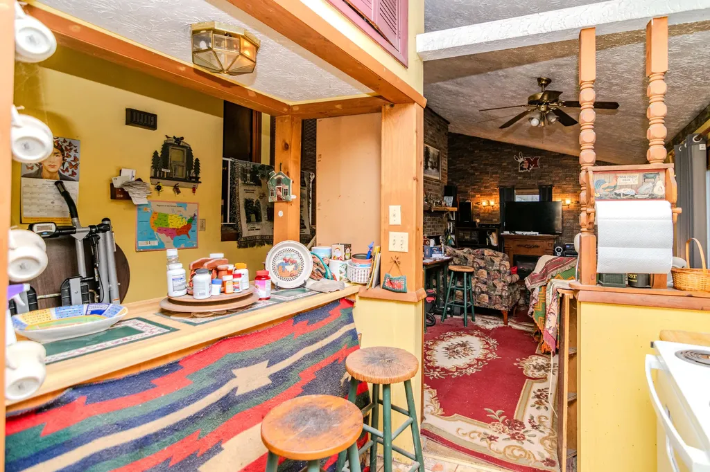 1667 Jackson Drive Morehead KY 40351