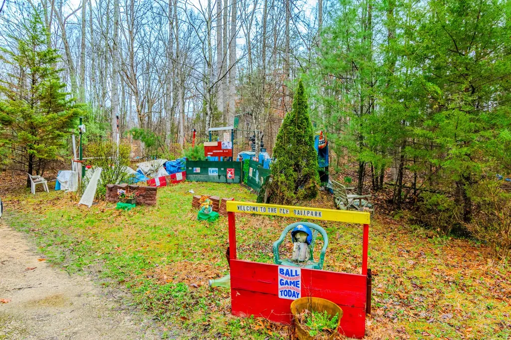 1667 Jackson Drive Morehead KY 40351