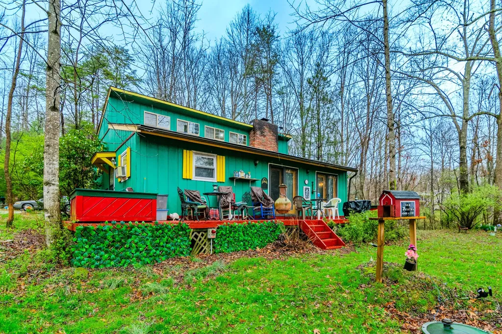 1667 Jackson Drive Morehead KY 40351