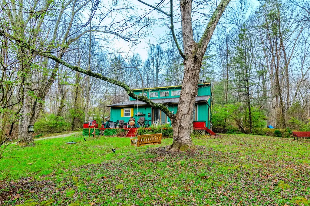 1667 Jackson Drive Morehead KY 40351