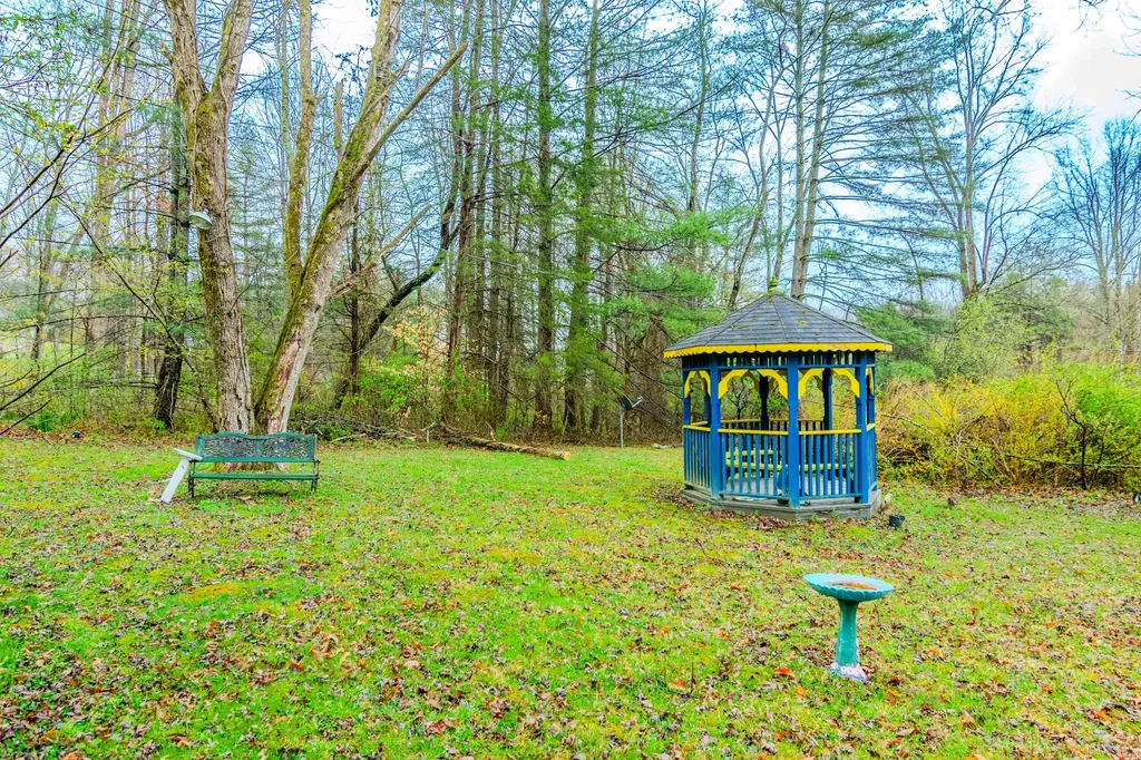 1667 Jackson Drive Morehead KY 40351