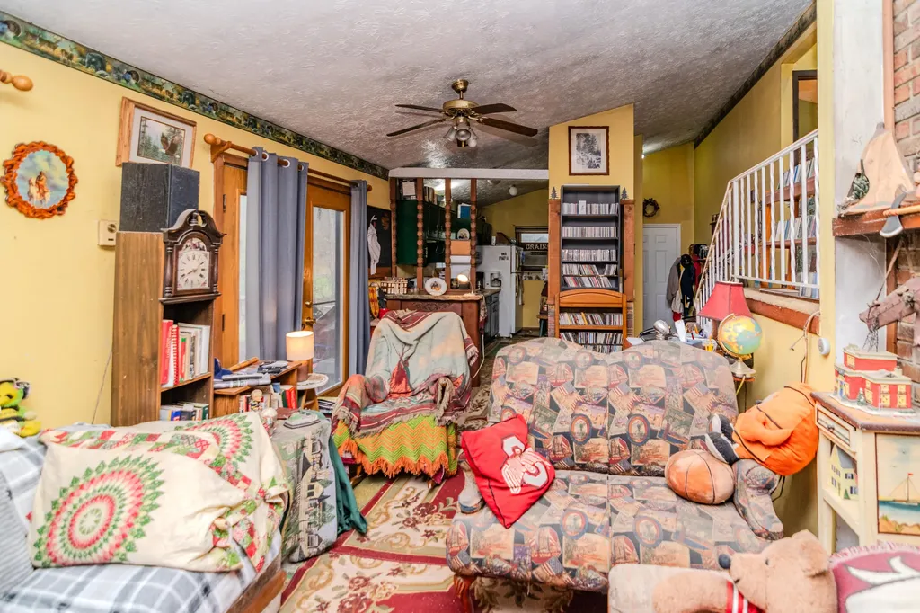 1667 Jackson Drive Morehead KY 40351