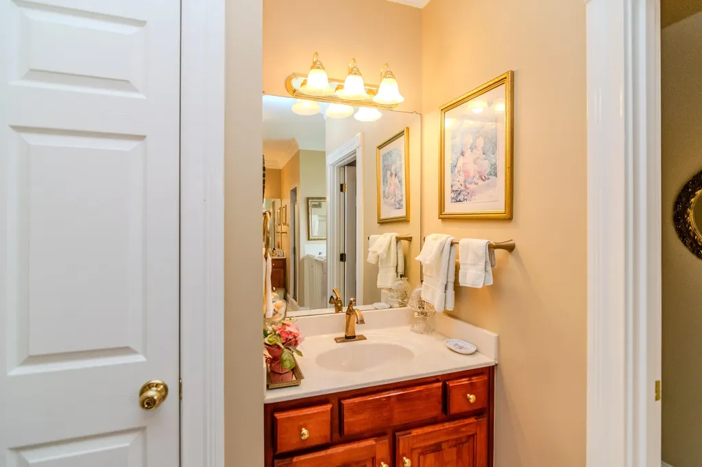 110 Saratoga Drive Frankfort KY 40601