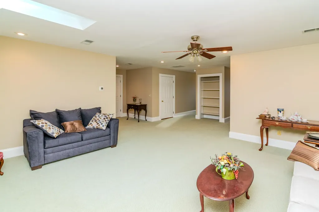 110 Saratoga Drive Frankfort KY 40601