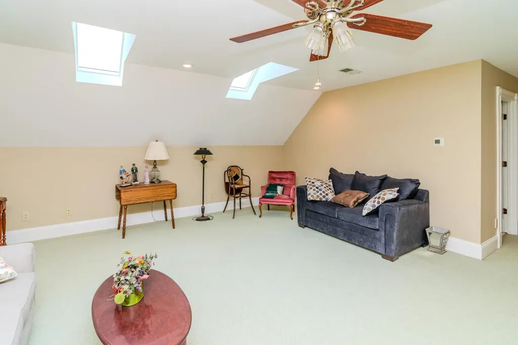110 Saratoga Drive Frankfort KY 40601