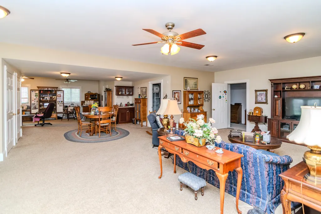 110 Saratoga Drive Frankfort KY 40601