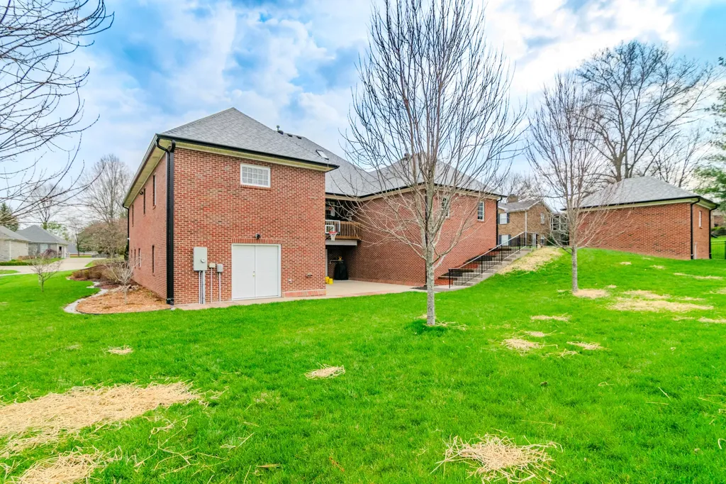 110 Saratoga Drive Frankfort KY 40601