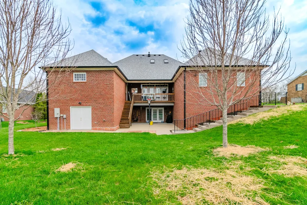 110 Saratoga Drive Frankfort KY 40601