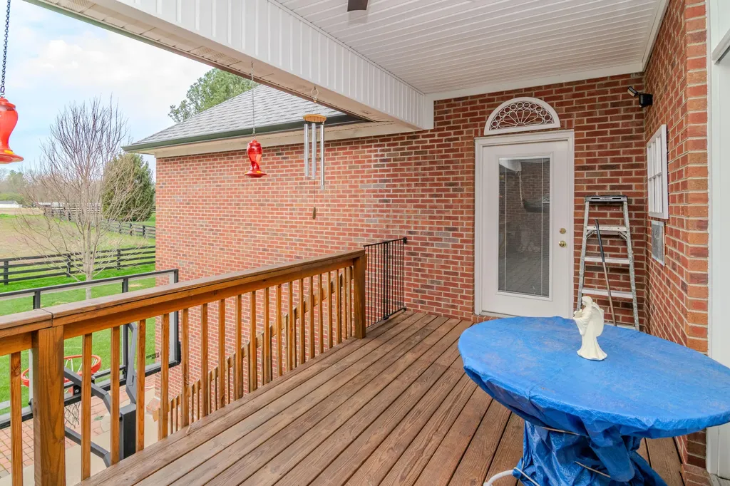 110 Saratoga Drive Frankfort KY 40601