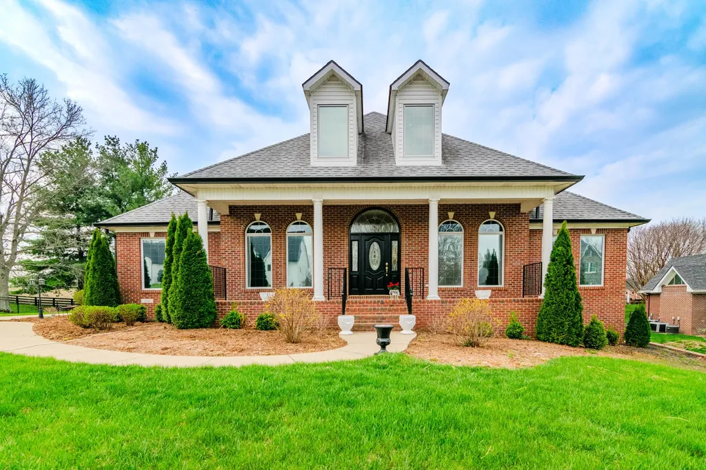 110 Saratoga Drive Frankfort KY 40601