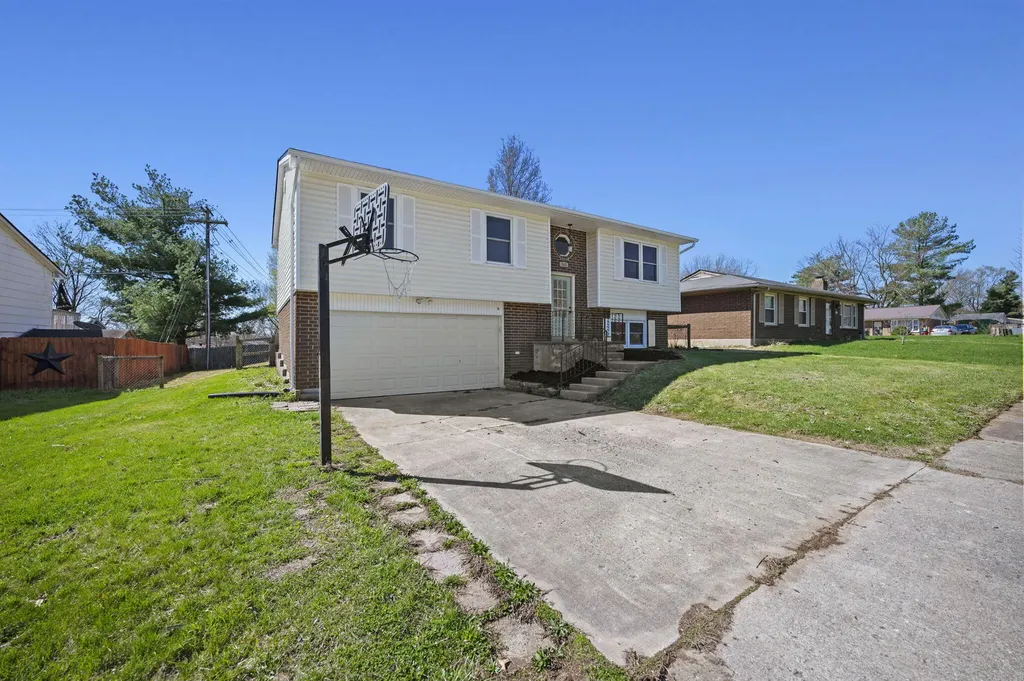 302 Yorktown Court Georgetown KY 40324