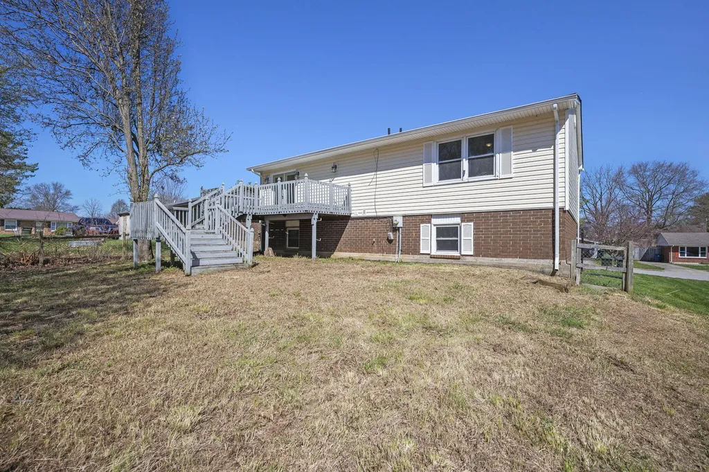 302 Yorktown Court Georgetown KY 40324