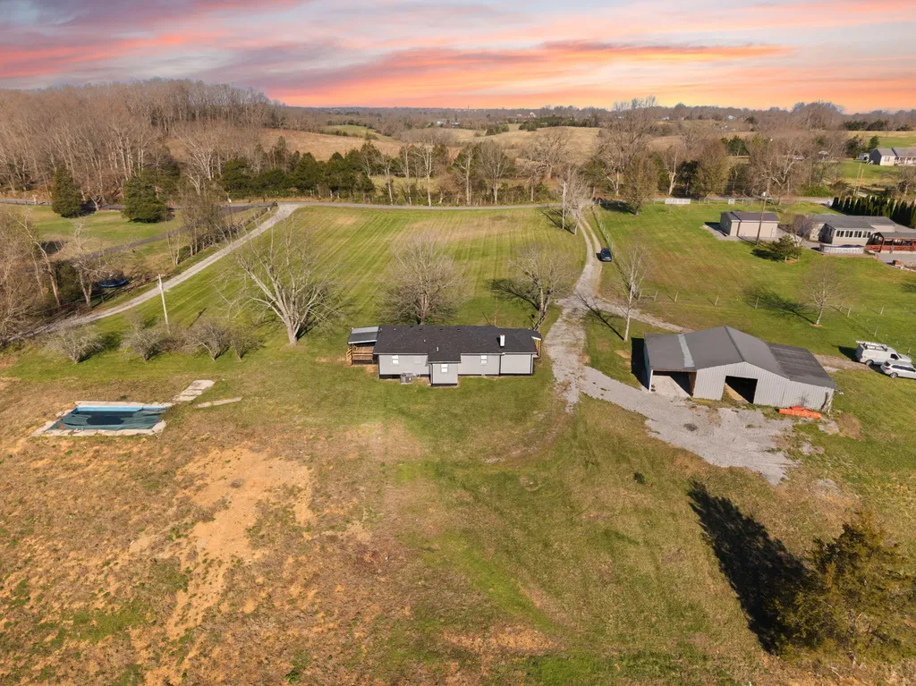 401 Drakes Creek Road Crab Orchard KY 40419