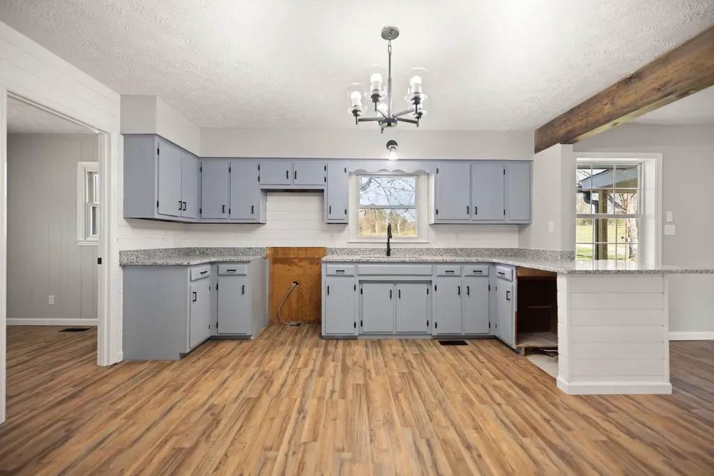 401 Drakes Creek Road Crab Orchard KY 40419