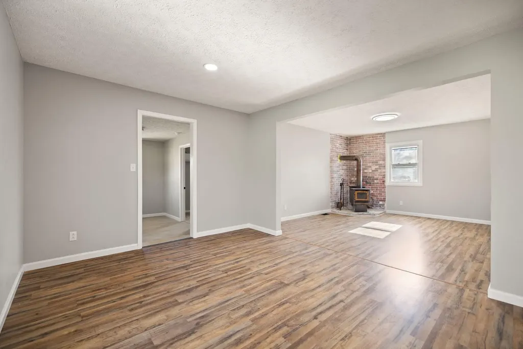 401 Drakes Creek Road Crab Orchard KY 40419
