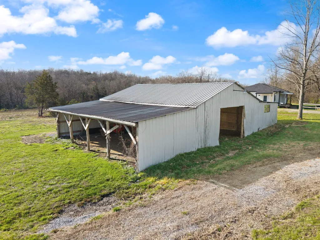401 Drakes Creek Road Crab Orchard KY 40419