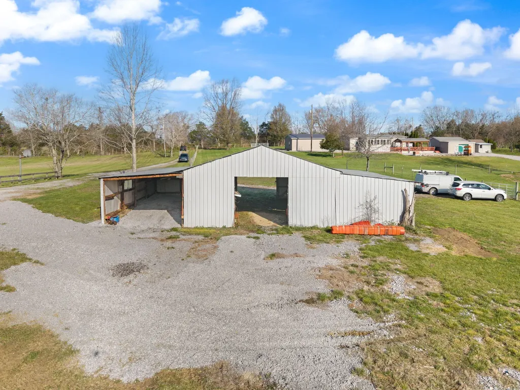 401 Drakes Creek Road Crab Orchard KY 40419