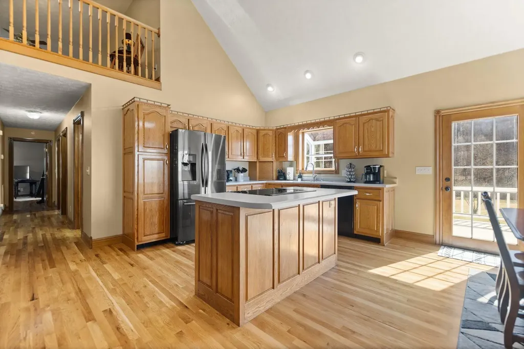 54 Jess Crisswell Road Monticello KY 42633