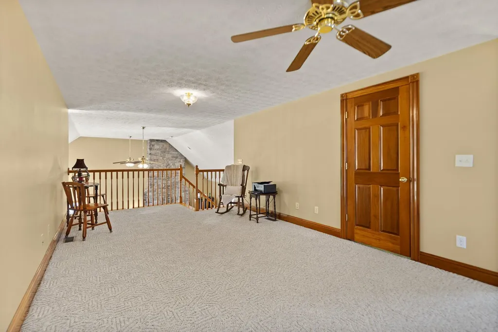 54 Jess Crisswell Road Monticello KY 42633